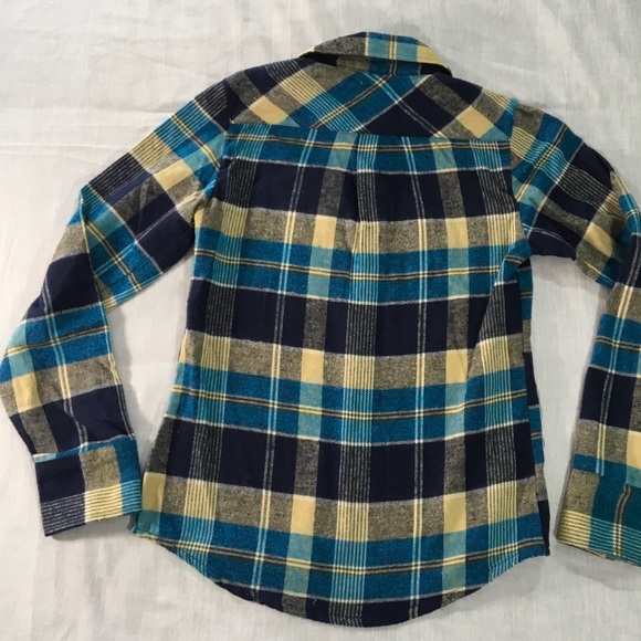 Molokai girls Medium button collared shirt - Picture 8 of 8